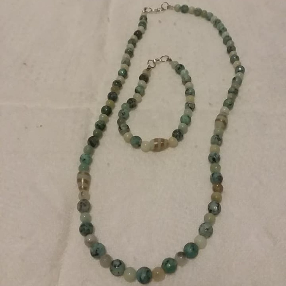 Glass beads